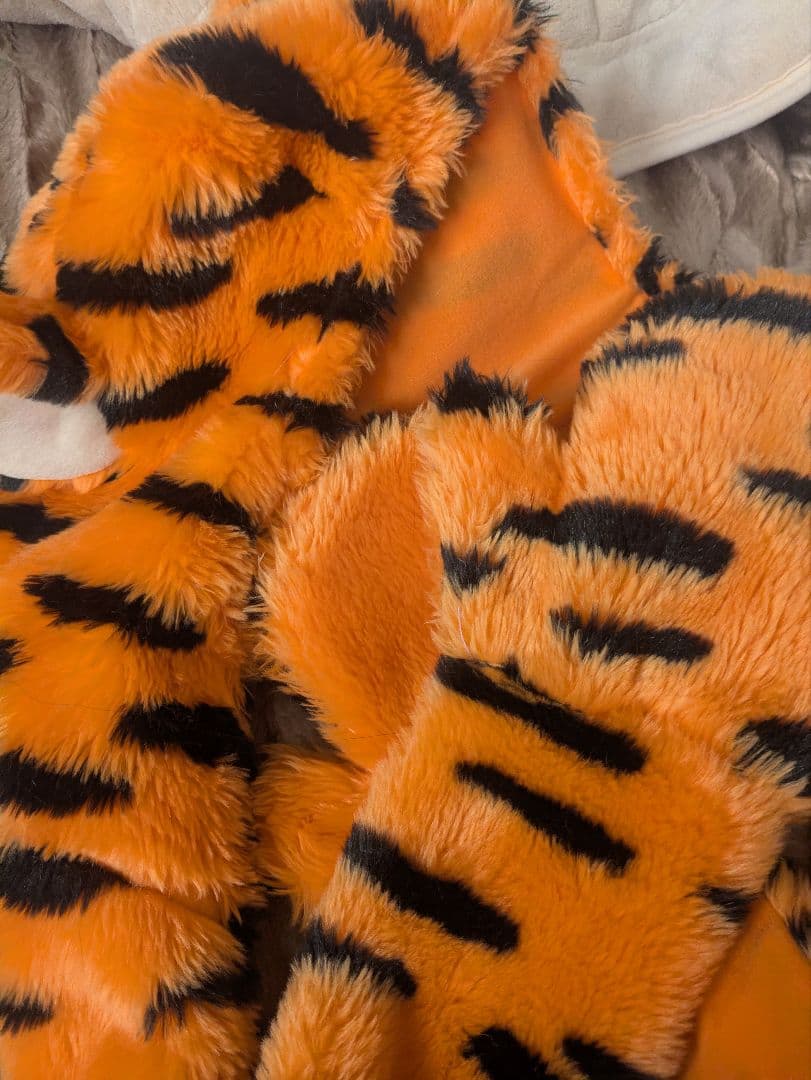 ティガー 被り物