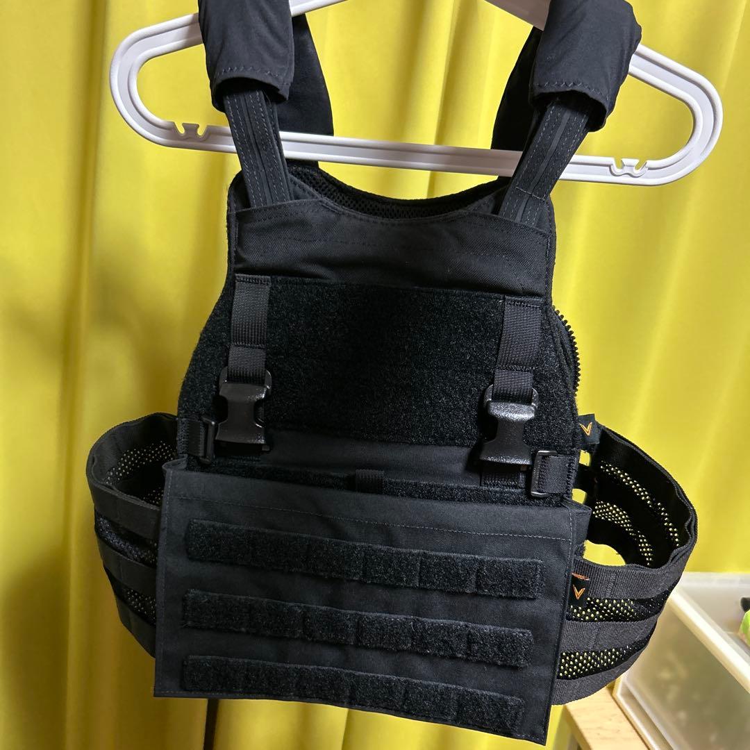 （実物）VELOCITY SYSTEMS プレートキャリア