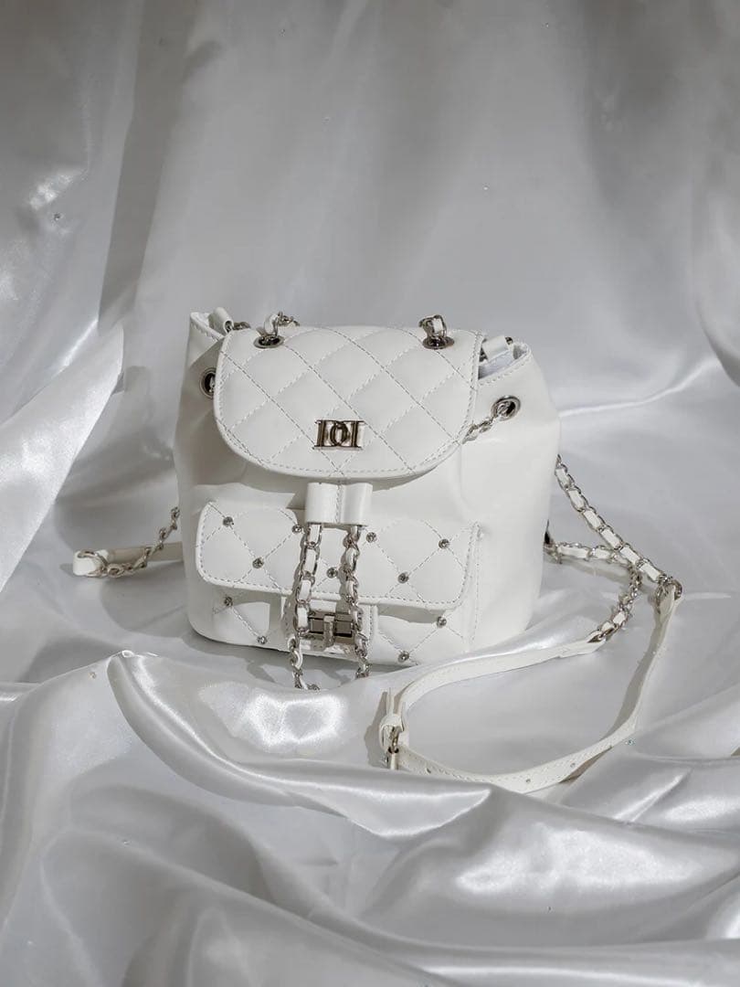 Darich キルティングビジューミニリュック WHT ダーリッチ Darich（ダーリッチ） デイバック リュック キルティングビジューミニ