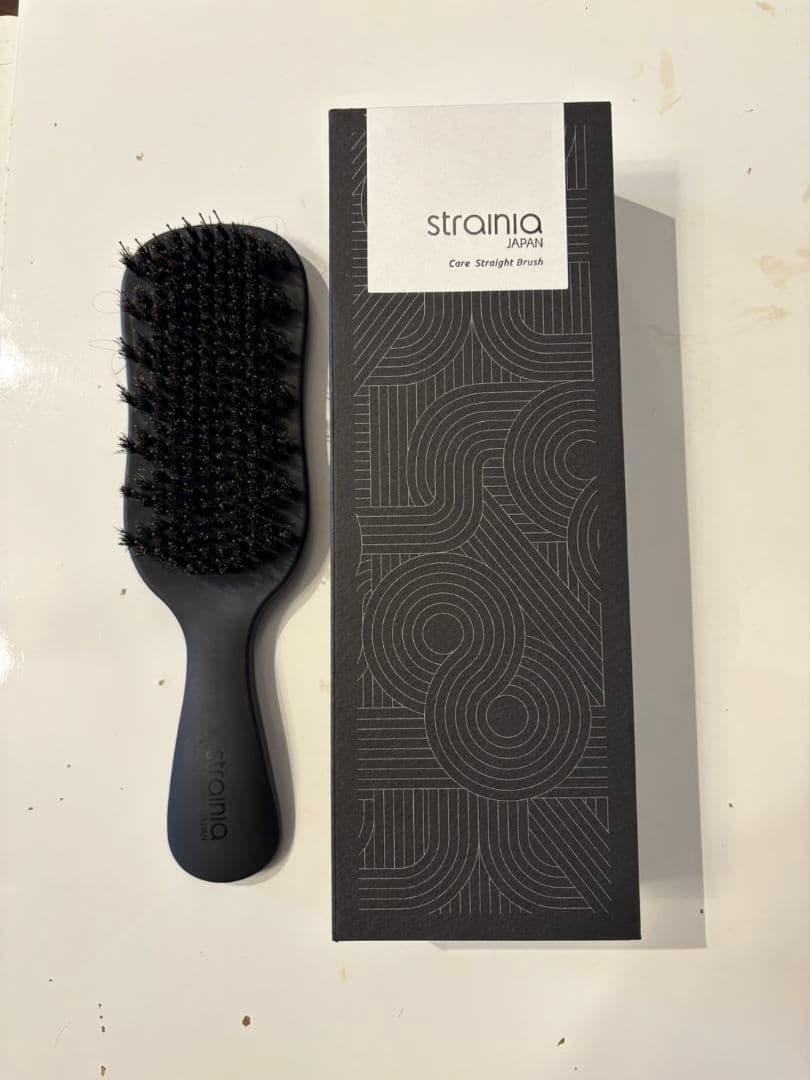 strania ストレートブラシ ブラック