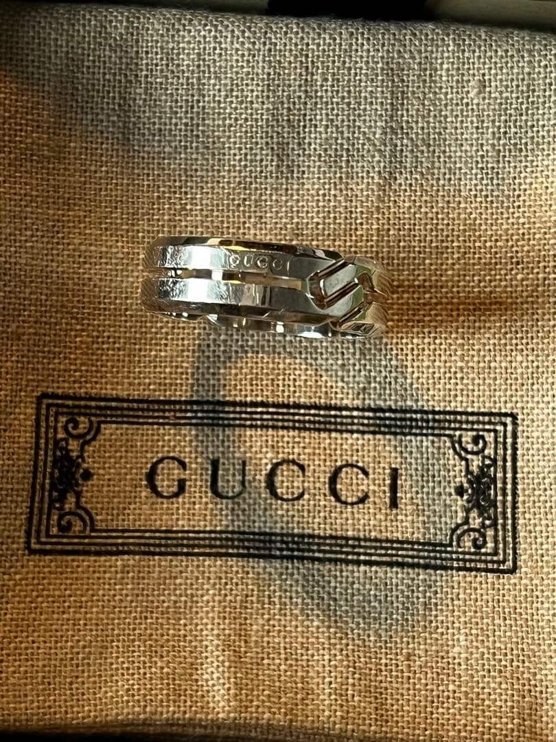 GUCCI グッチ シルバーリング 指輪 SV925 メンズ レディース 箱付き GUCCI（グッチ） リング 指輪 メンズ レディース シルバー925 GUCCI