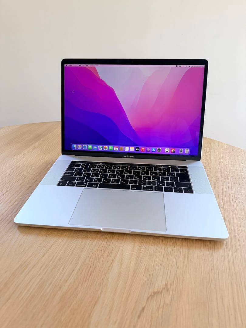 Apple MacBook Pro 15インチ（2016年モデル）