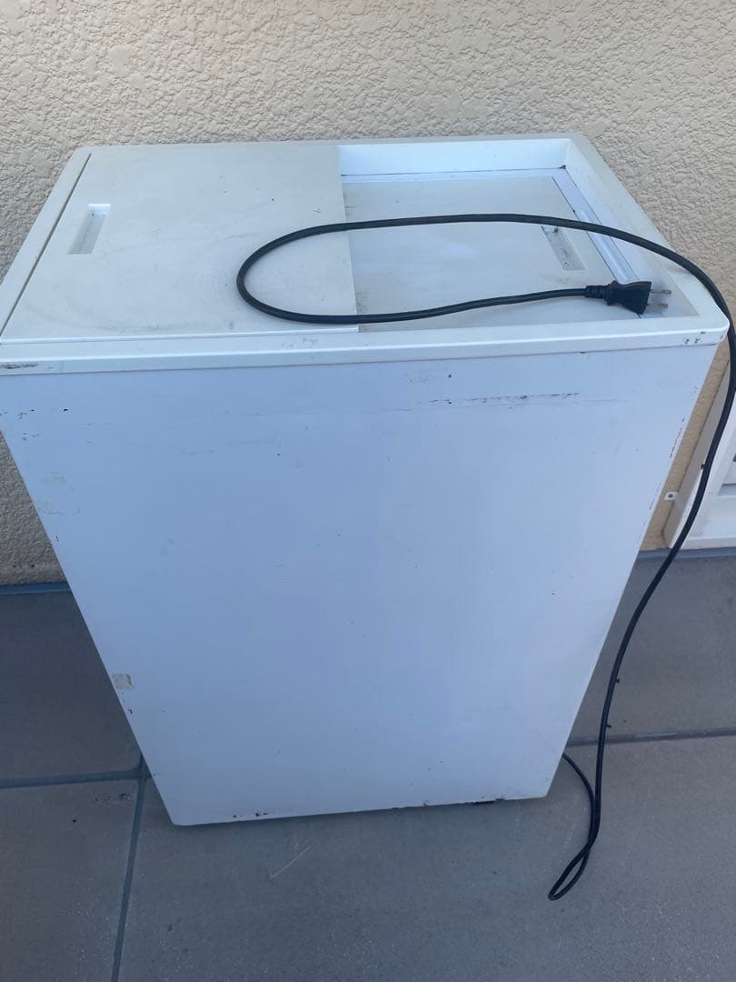 ホワイト冷凍庫 電源コード付き