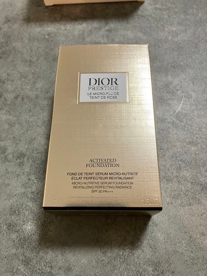 【リニューアル品】Dior プレステージ ル マイクロ フルイド タン 0N