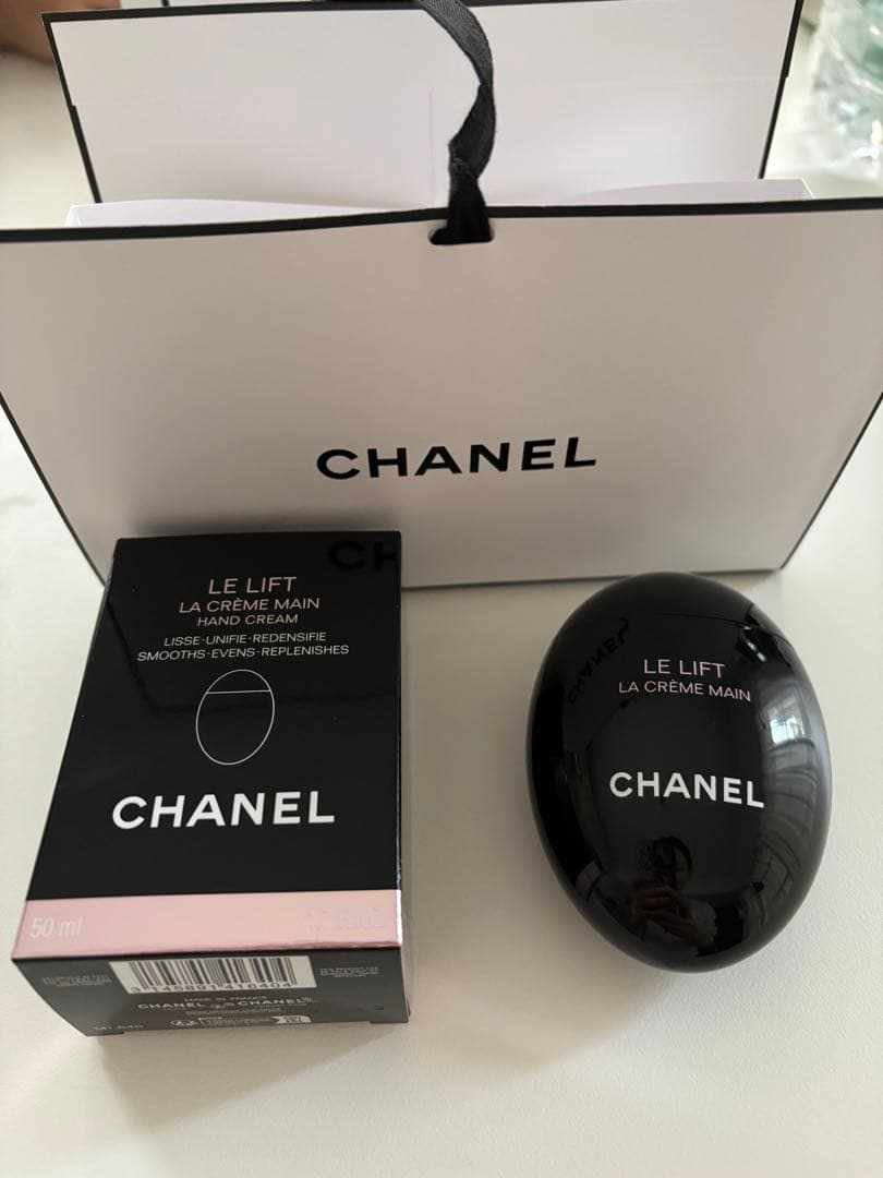 CHANEL LE LIFT LA CRÈME MAINS 50ml