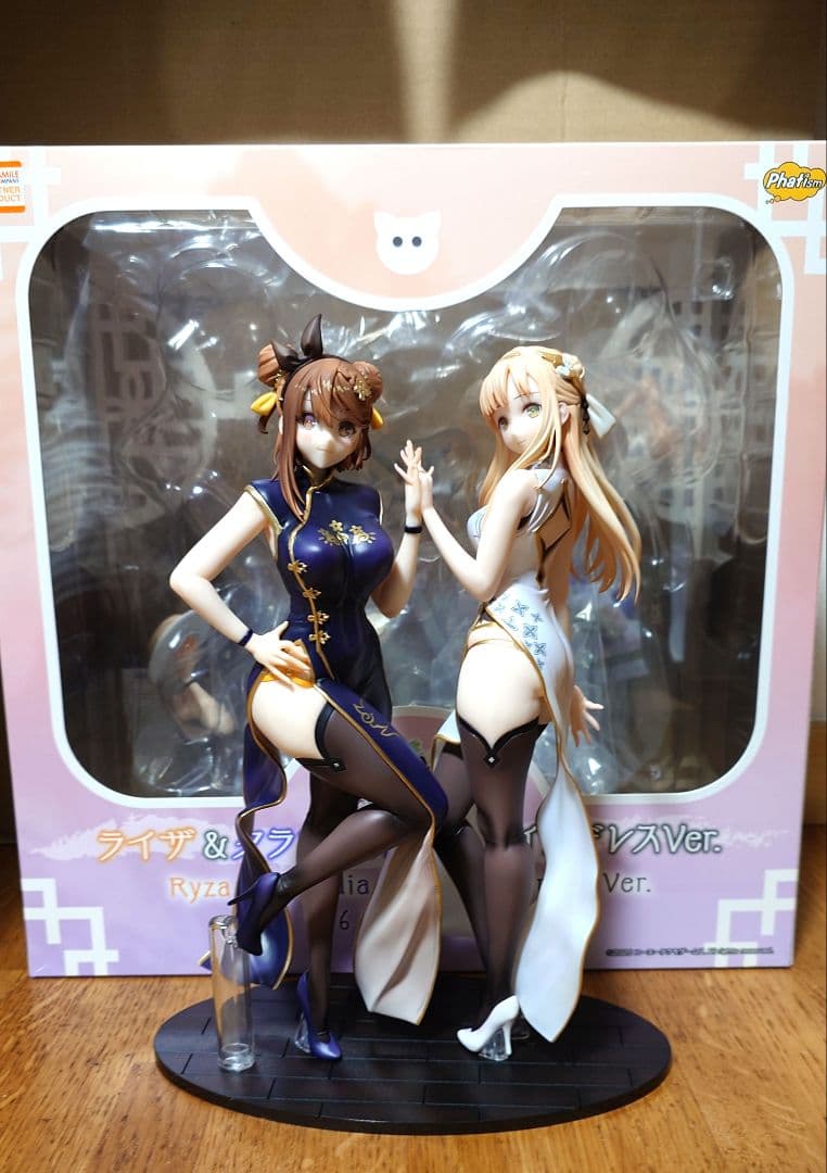 ライザ＆クラウディア チャイナドレスVer. ファット・カンパニー フィギュア
