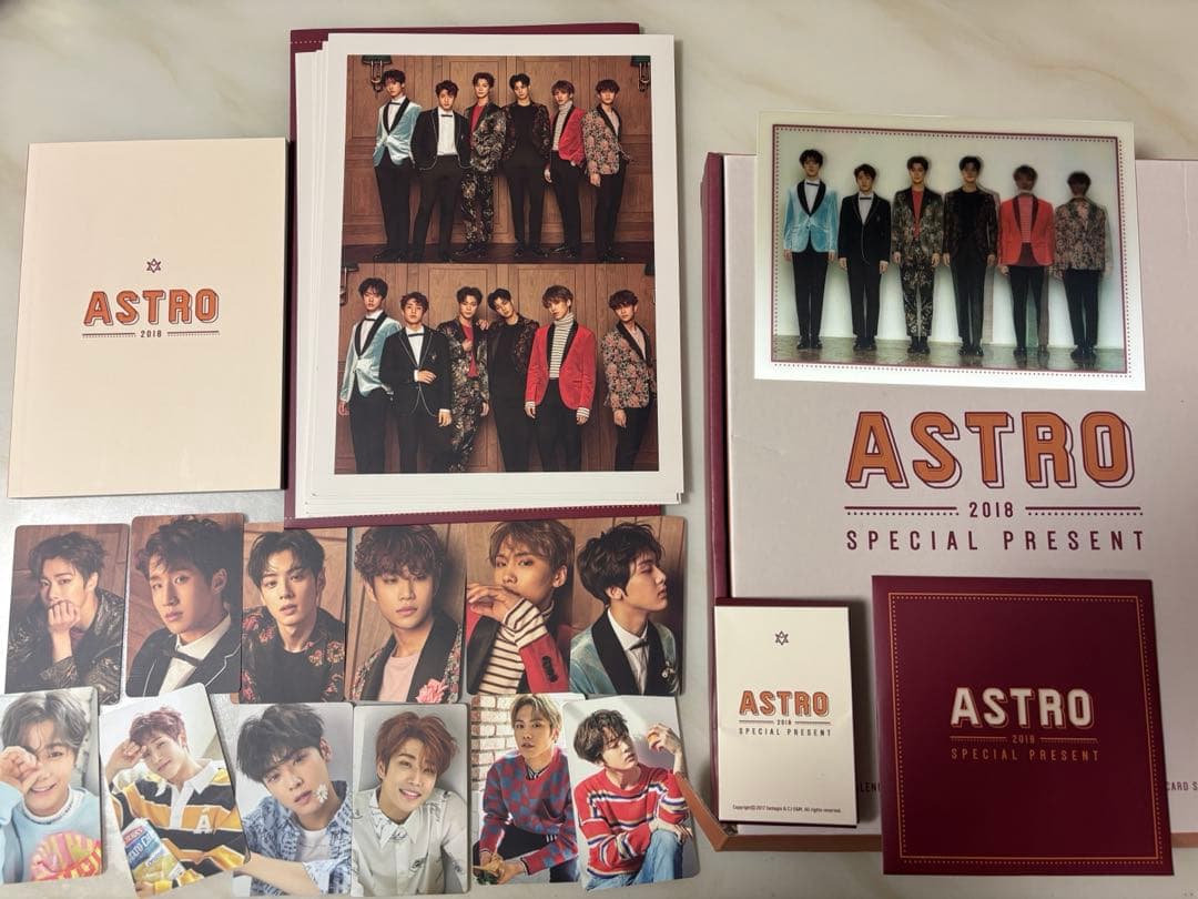 ASTRO 2018 SEASON’S GREETINGS シーグリ