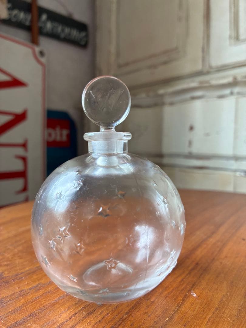 フランス　アンティーク　ガラス　パフューム　ボトル　香水瓶　ラリック　ビン　星