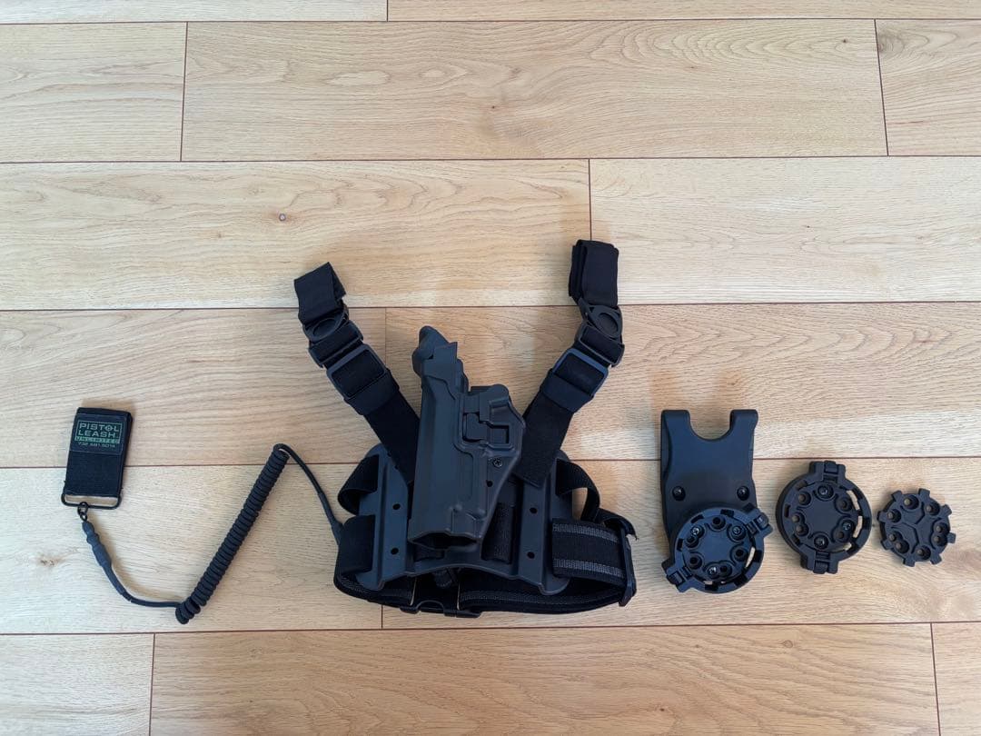 ブラックホークホルスター sig220 自衛隊9mm拳銃用　左用