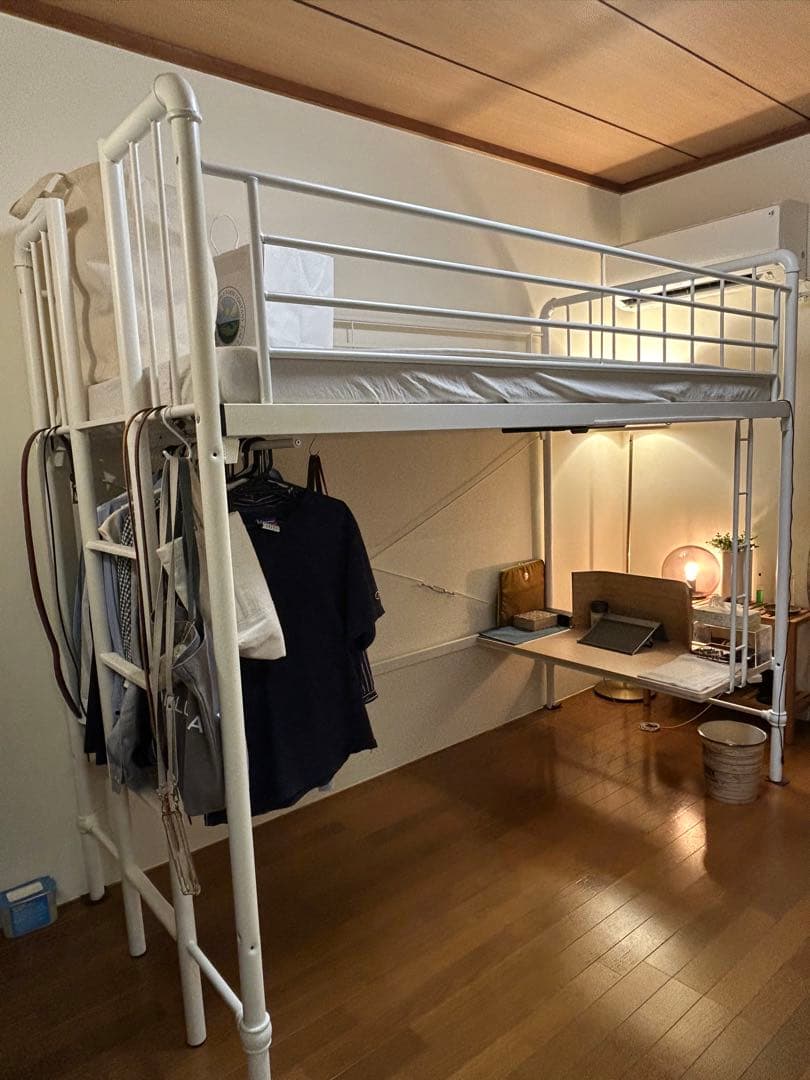 【美品】デスク付き　ロフトベッド　高さ180cmロータイプ★ホワイト