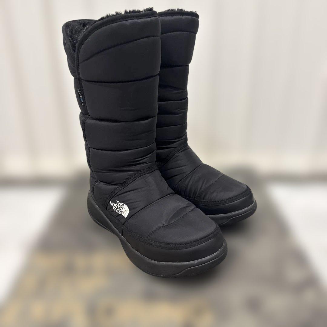 美品　ザノースフェイス　W Amore WP II【24.0】 NFW51977