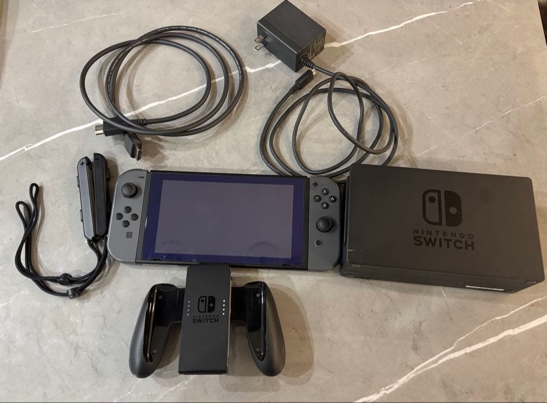 【激安美品】Nintendo Switch グレー 本体 ニンテンドー スイッチ