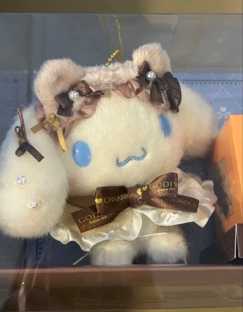 シナモロール GODIVA ゴディバ ぬいぐるみ マスコット 2026 - メルカリ