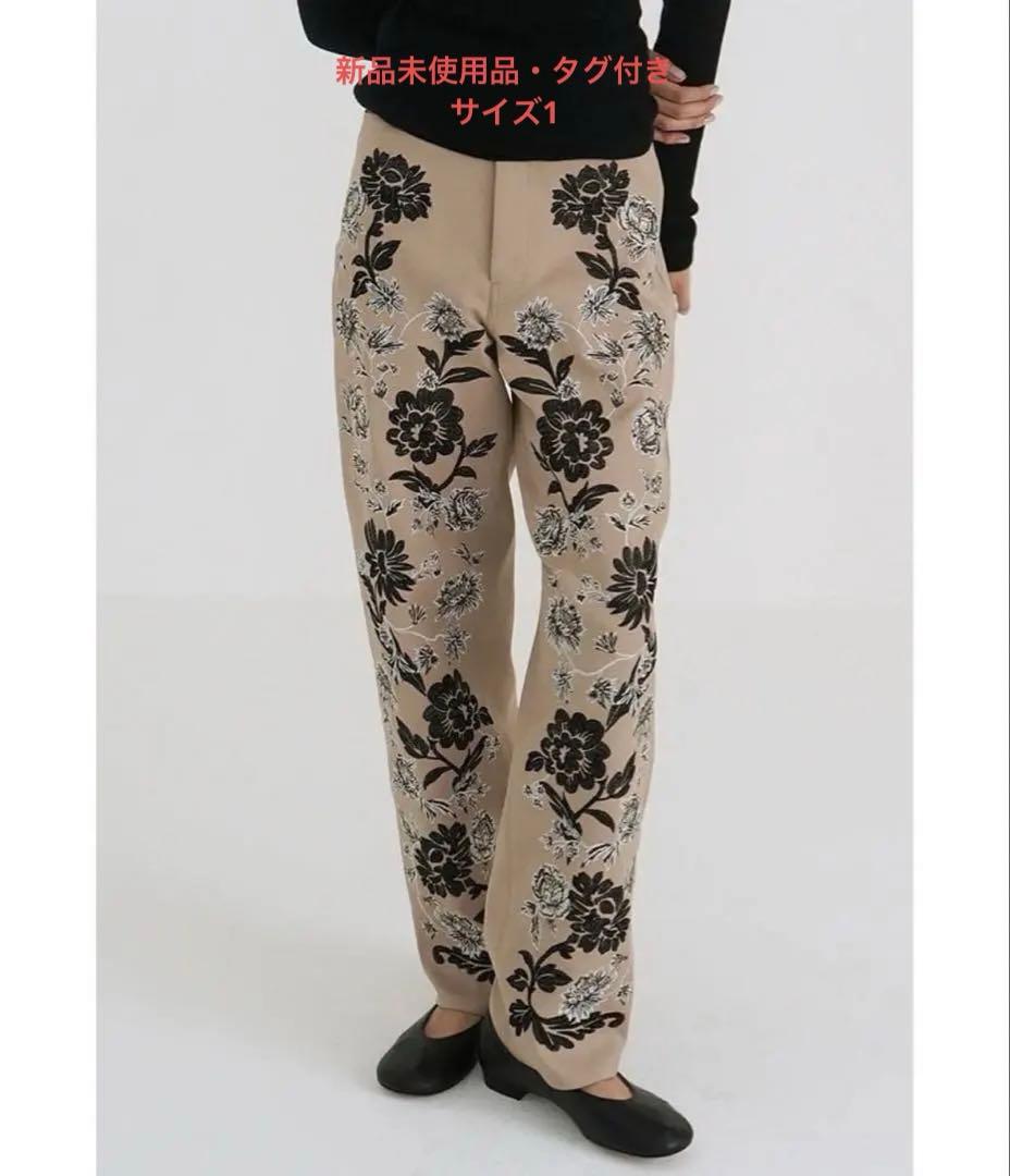 新品未使用 CLANE フラワー エンブロイダリー パンツ サイズ1 CLANE（クラネ） パンツ 「CLANE/クラネ」FLOWER EMBROIDERY PANTS