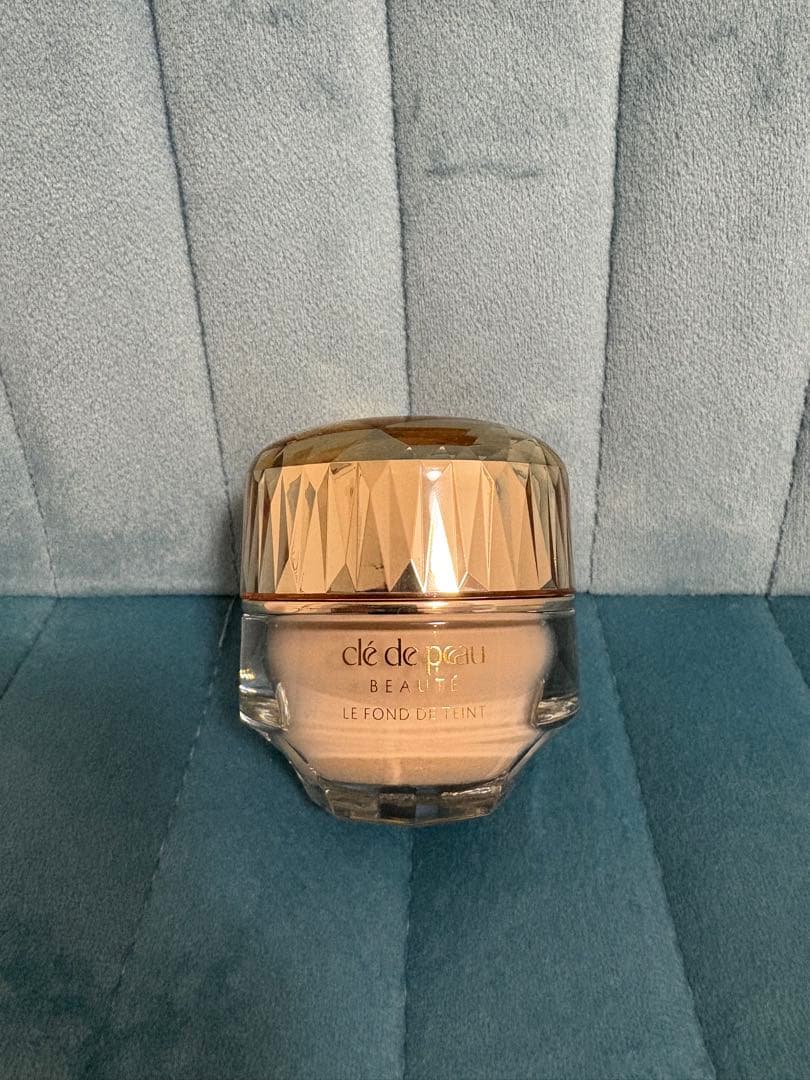 clé de peau クリームファンデーション