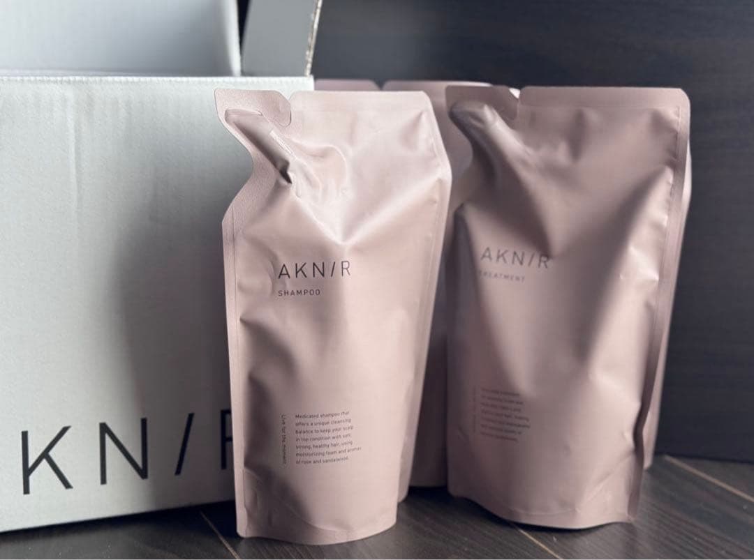 [未使用品] AKNIR アクニー　薬用ヘアシャンプー①