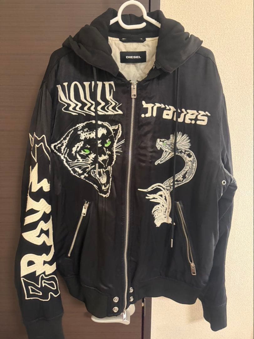 DIESEL パンサーグラフィックジャケット