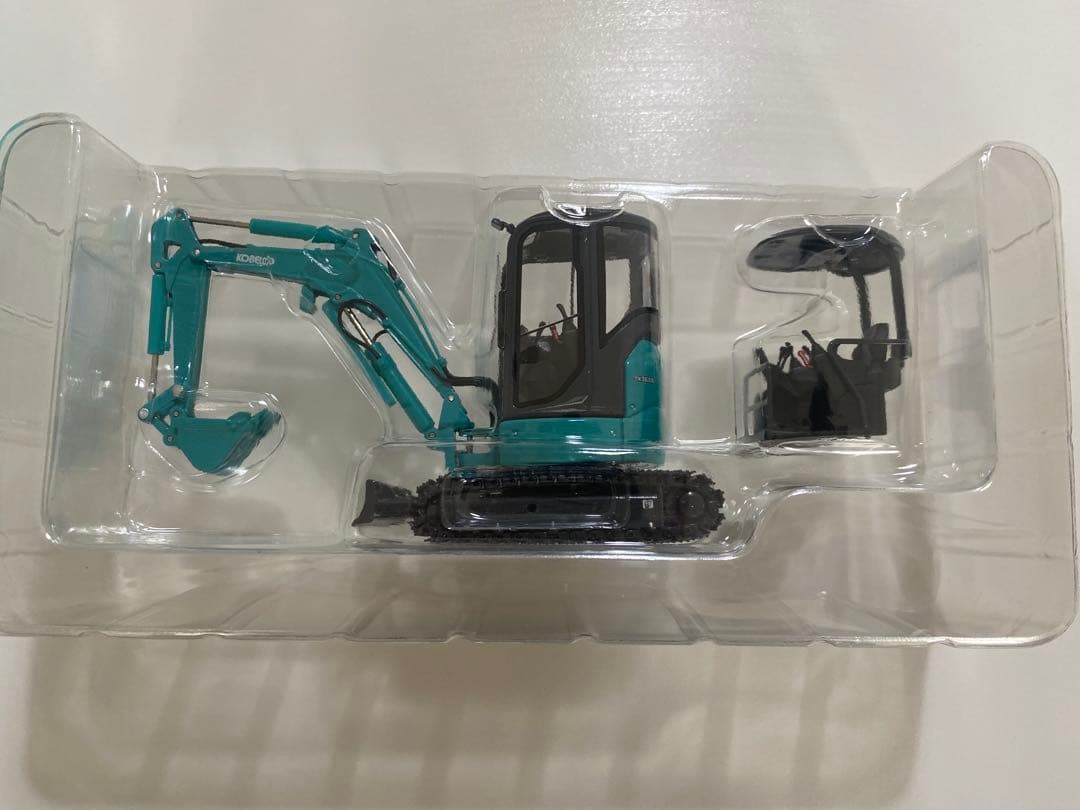 コベルコ建機 ミニチュアモデル ショベル ユンボ ＜SK30SR-7￼ - メルカリ