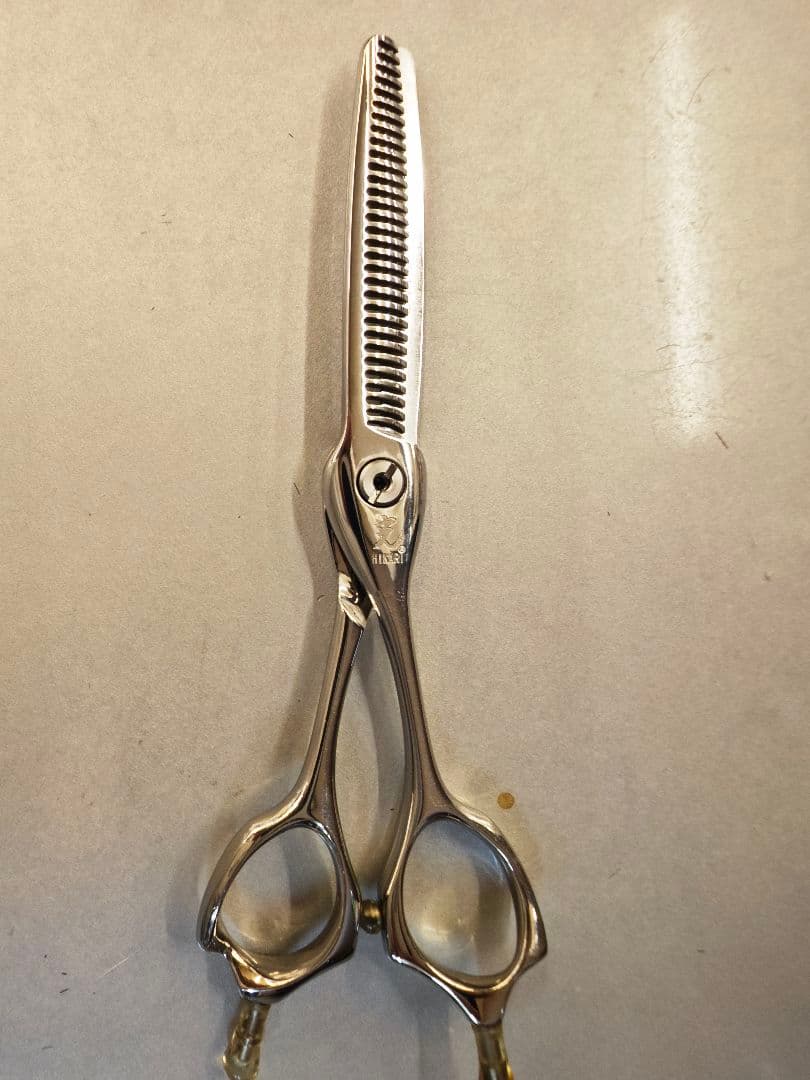 ヒカリ シザー C-evo 760 光 セニング ヒカリ c-evo 760 761 762(シーエボ・カット率10～15％/20～30％/40