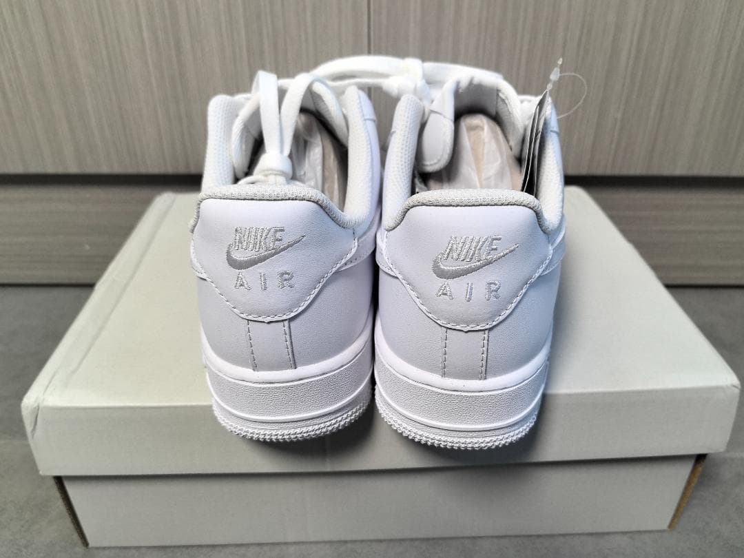 靴 NIKE Air Force 1 '07 26.5CM