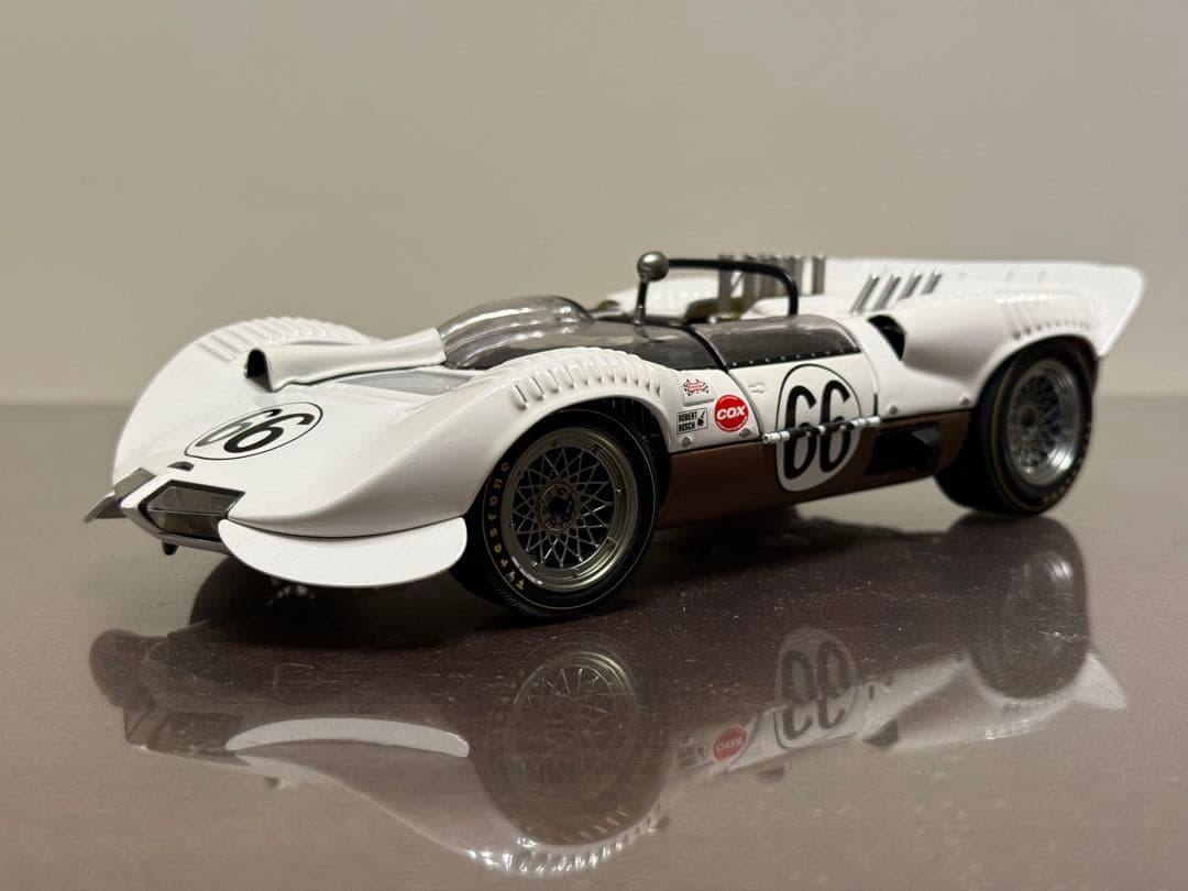 1/18 AUTOart Chaparral ホワイト 66