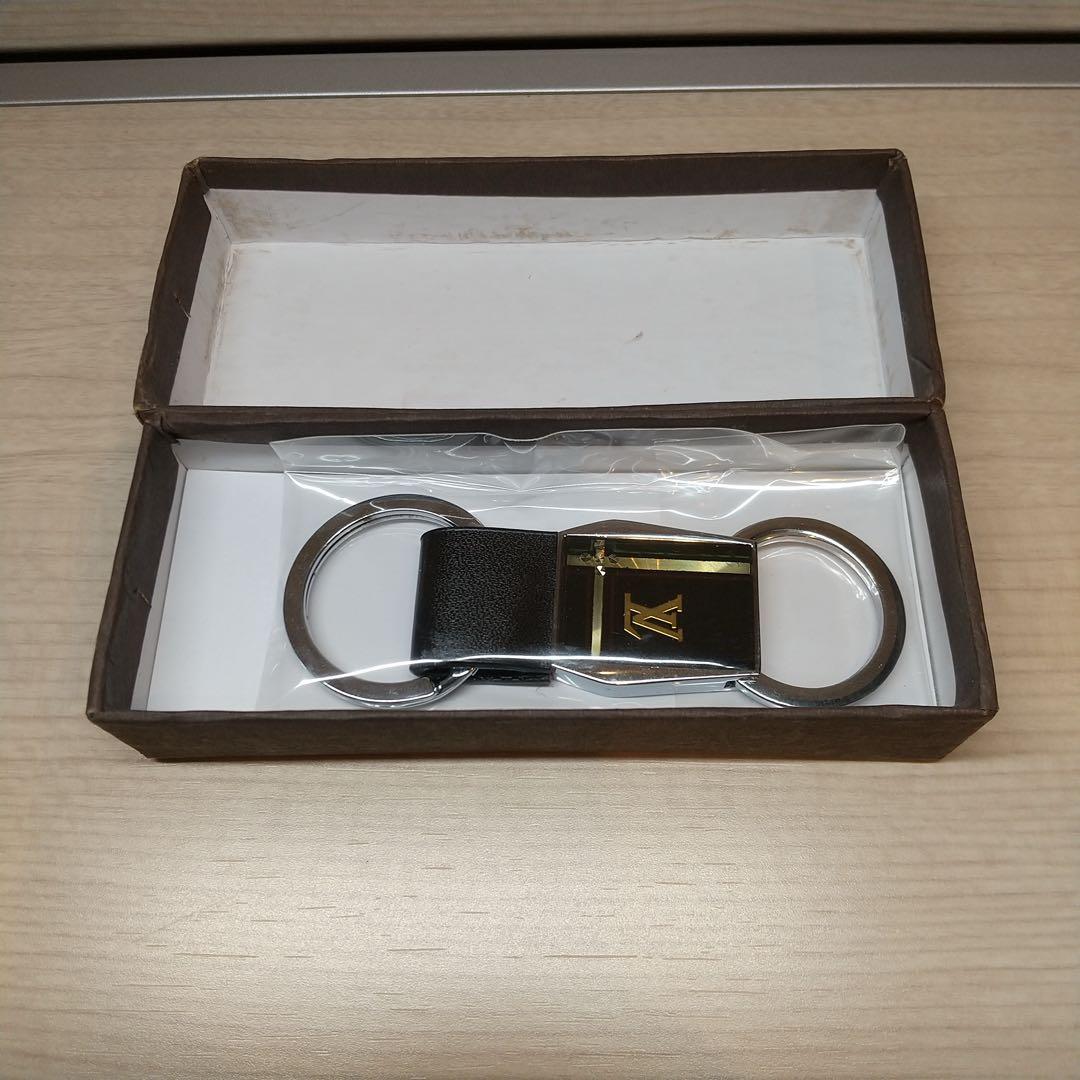 ルイヴィトン キーホルダー