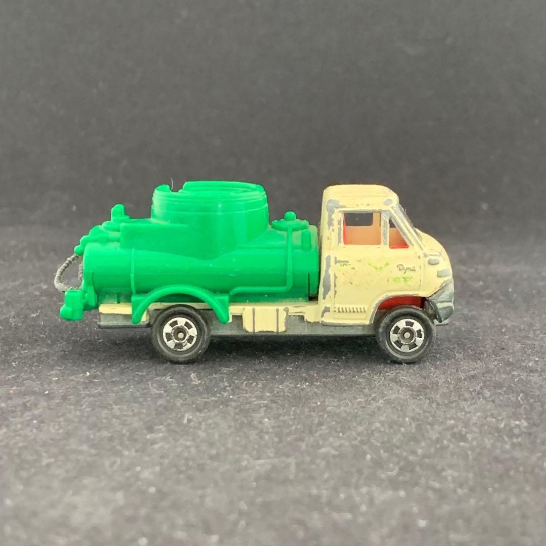 送料込 トミカ トヨタ ダイナ バキュームカー - メルカリ