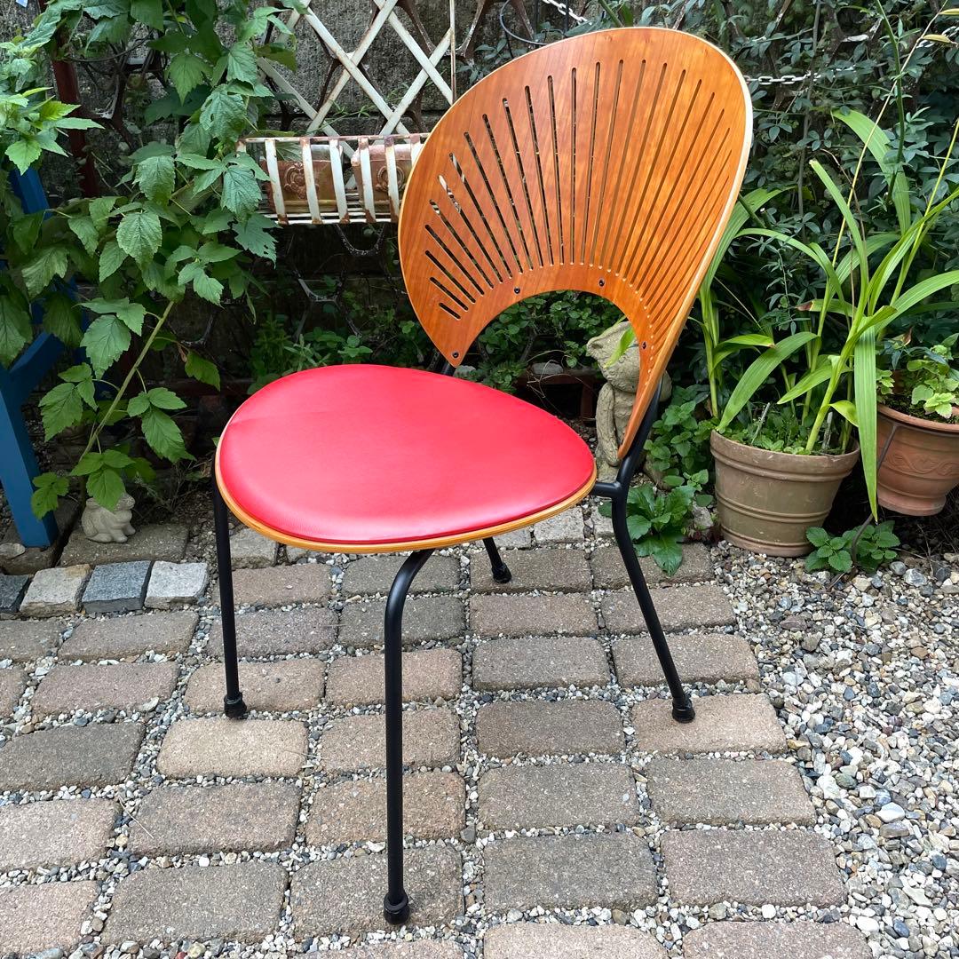 デンマーク　フレデリシア　椅子　ナナディツエル　　赤　ウェグナー 北欧