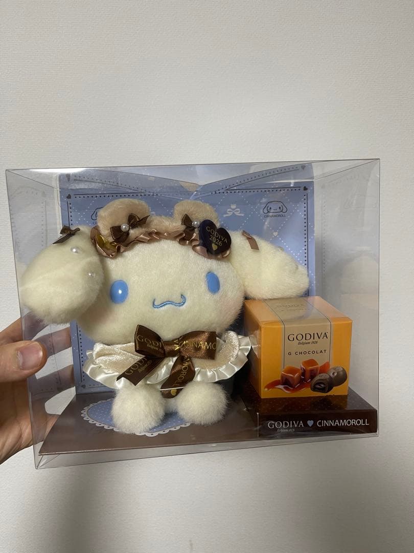GODIVA シナモロール サンリオ ドール - メルカリ