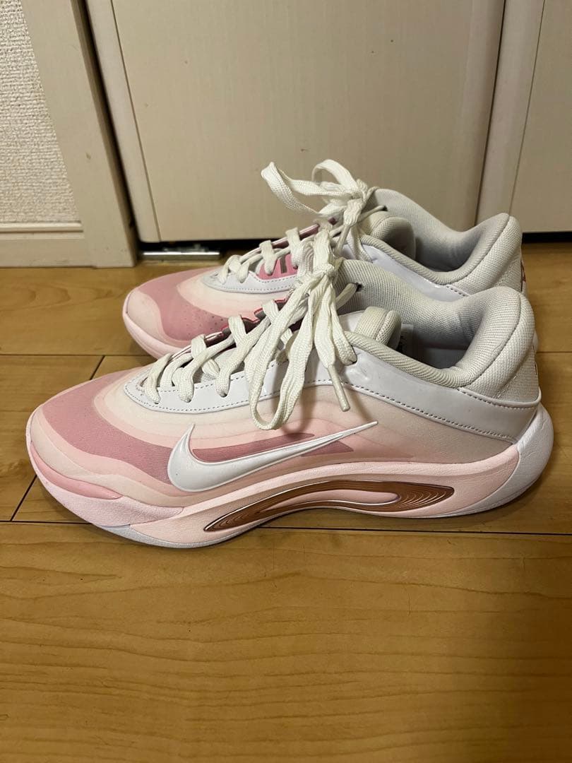 Nike バッシュ　エーワン