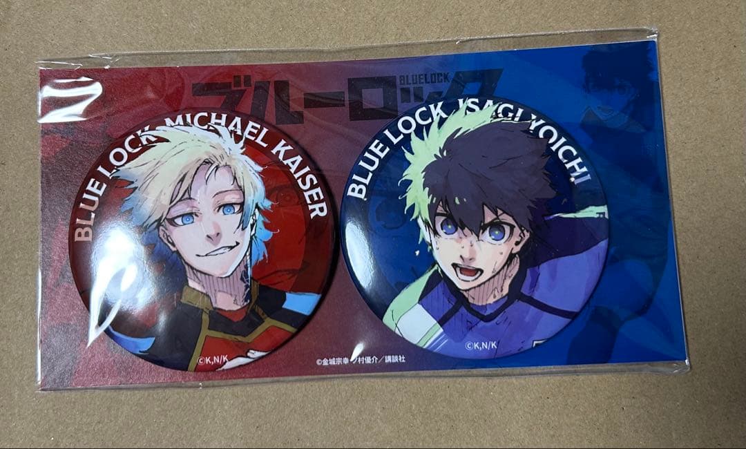ブルーロック 伊勢丹 缶バッジ カイザー 潔世一 - メルカリ