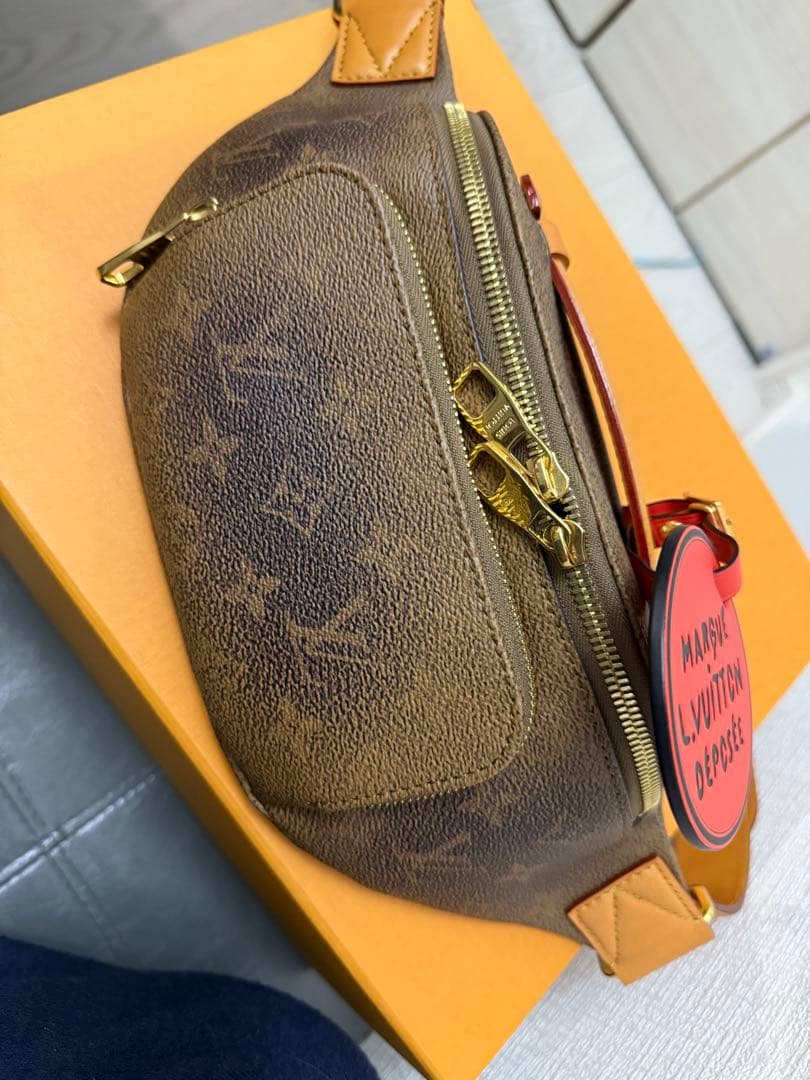 ルイヴィトン　バムバッグ　ほぼ新品 LOUIS VUITTON - 新品 ルイヴィトン Louis Vuitton ウエストバッグ