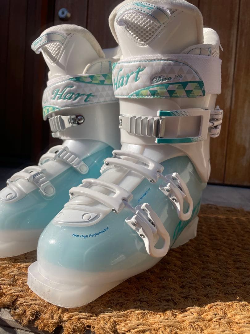 Hart ／ハート25cm⭐︎美品⭐︎女性用 スキー ブーツ ホワイト/アクア Hart（ハート） QUEST TEAM ＆ HART Hart Frozen JB 板＋ビンディング