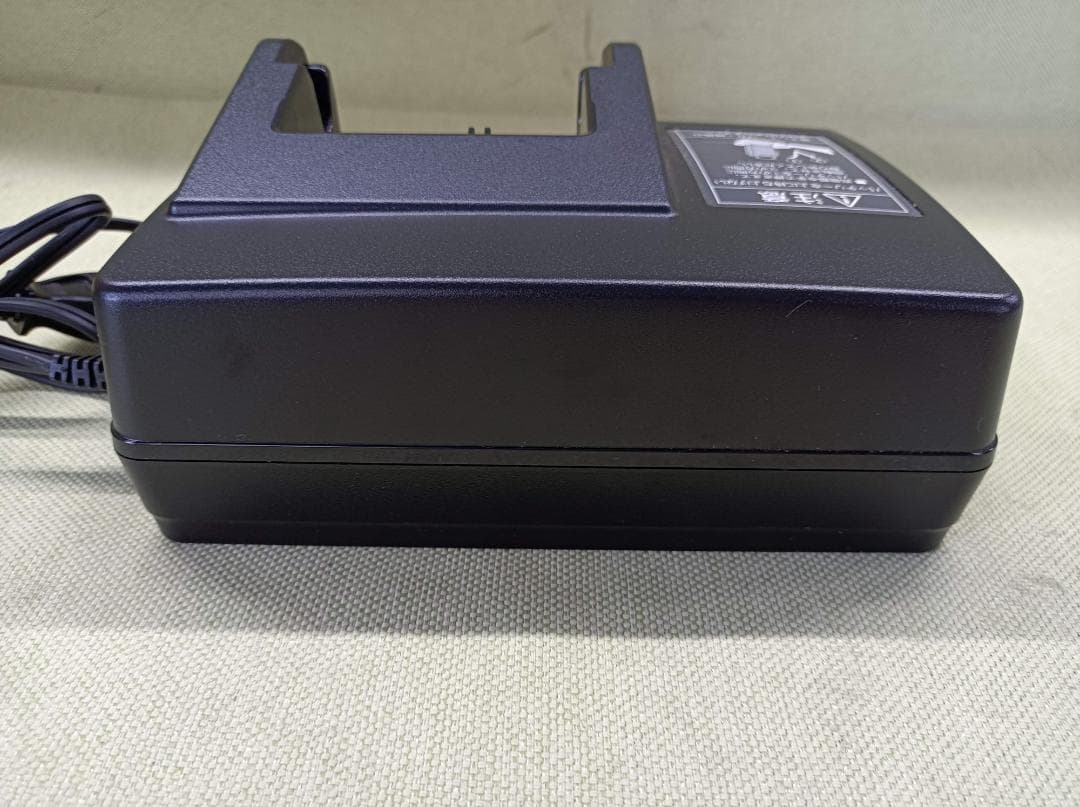 都《LHXJE》Panasonic　電動自転車用充電器　NKJ069Z1