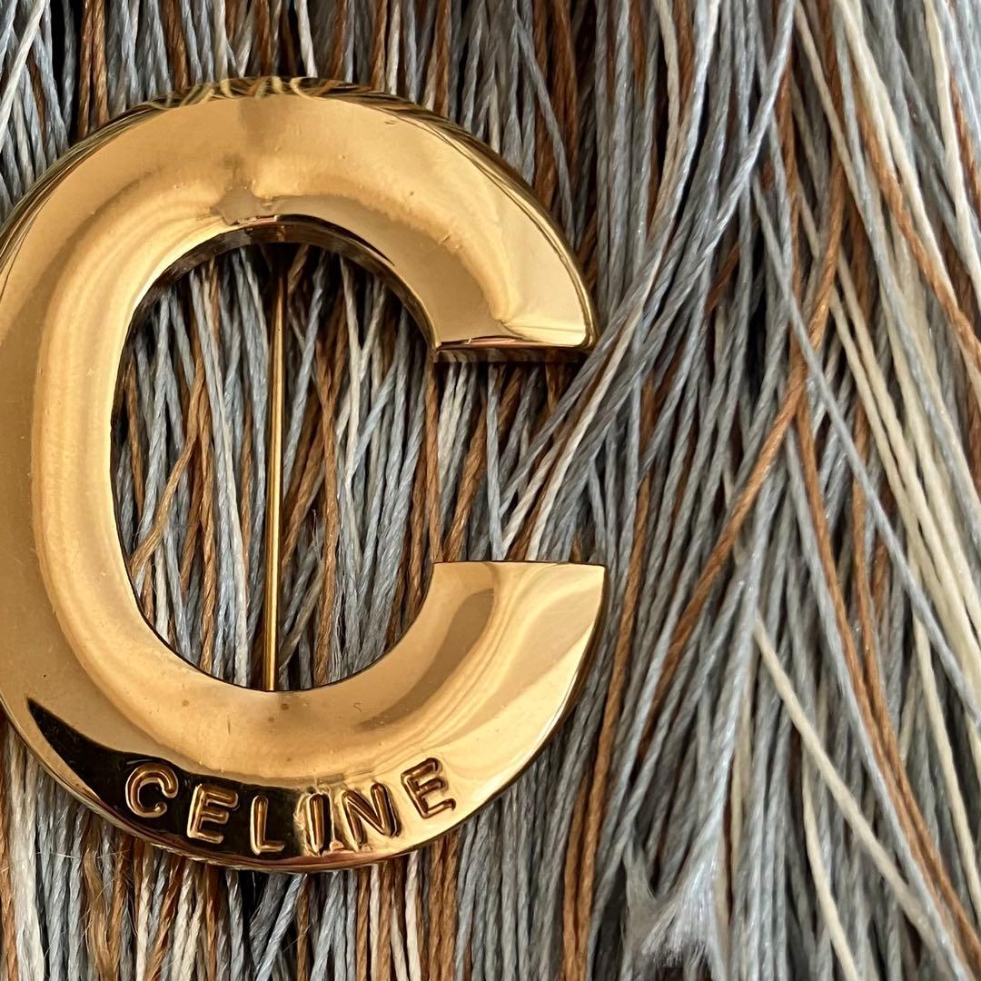 ♡ CELINE ♡ Vintage ♡ C broach ♡