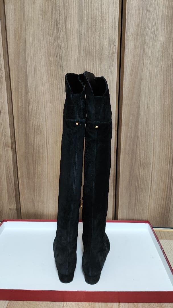 フェラガモ　ニーハイブーツ　23cm 6D