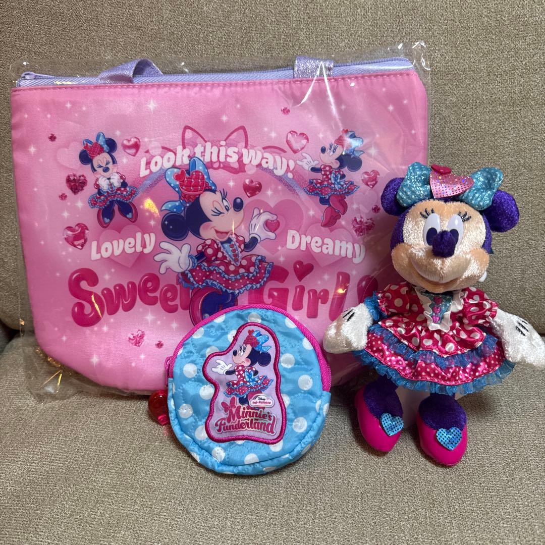 ミニーマウス　ミニー　ディズニー　パルパルーザ 2026 ぬいぐるみ　バッグ