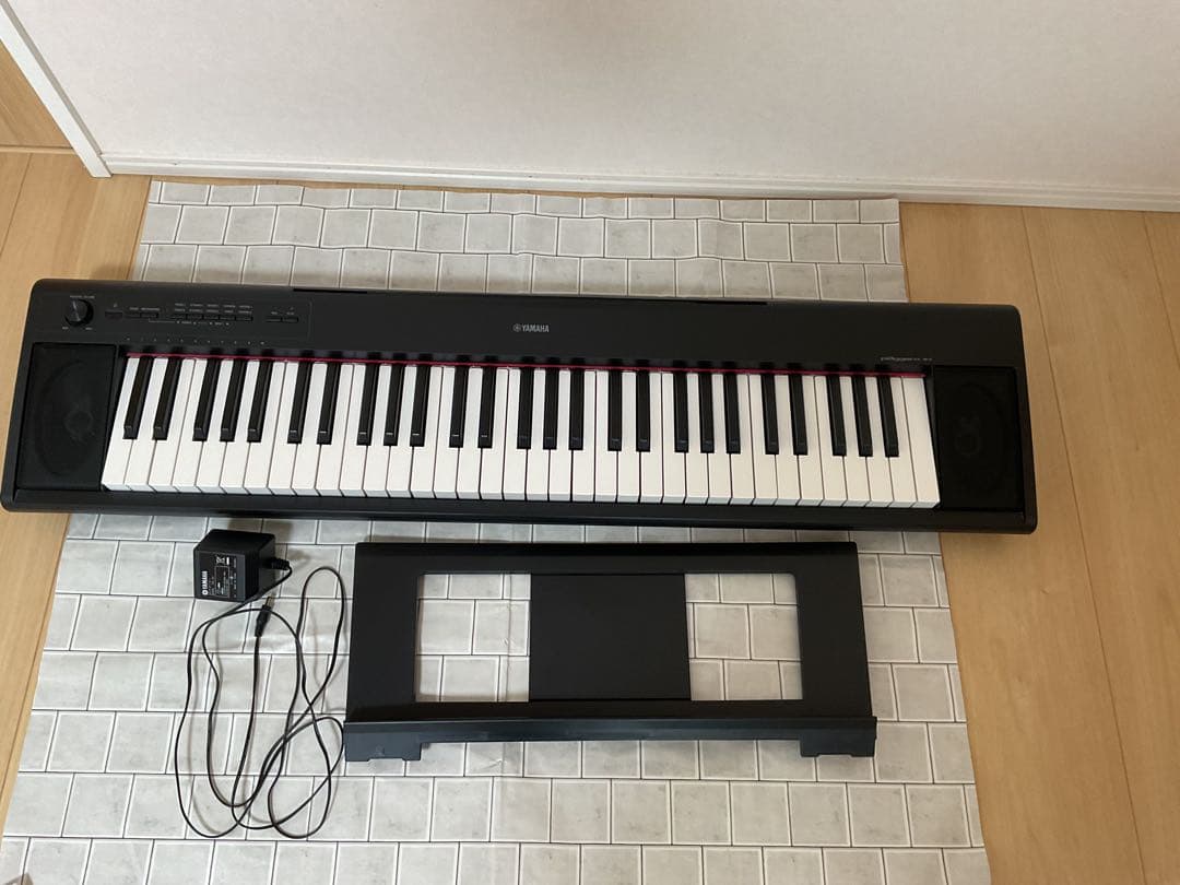 【KAZ】YAMAHA 61鍵盤電子ピアノ　piaggero NP-12 Open Box Yamaha NP-12 61-Key Entry-Level Piaggero Ultraportable
