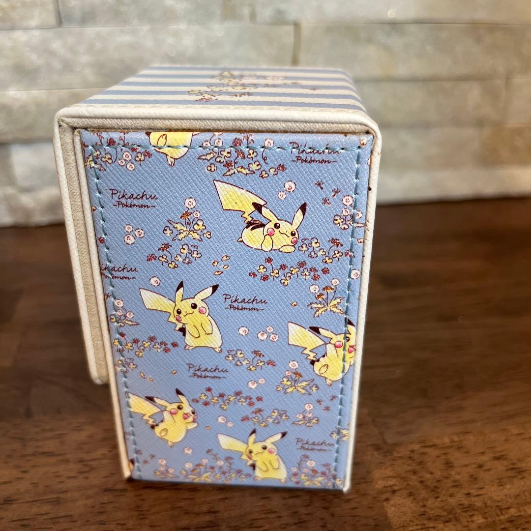 ピカチュウ フリップデッキケース ポケモンカード - メルカリ