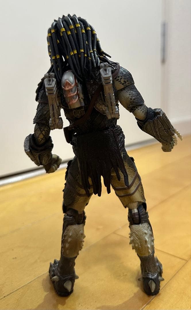 s.h.monsterarts プレデター　avp