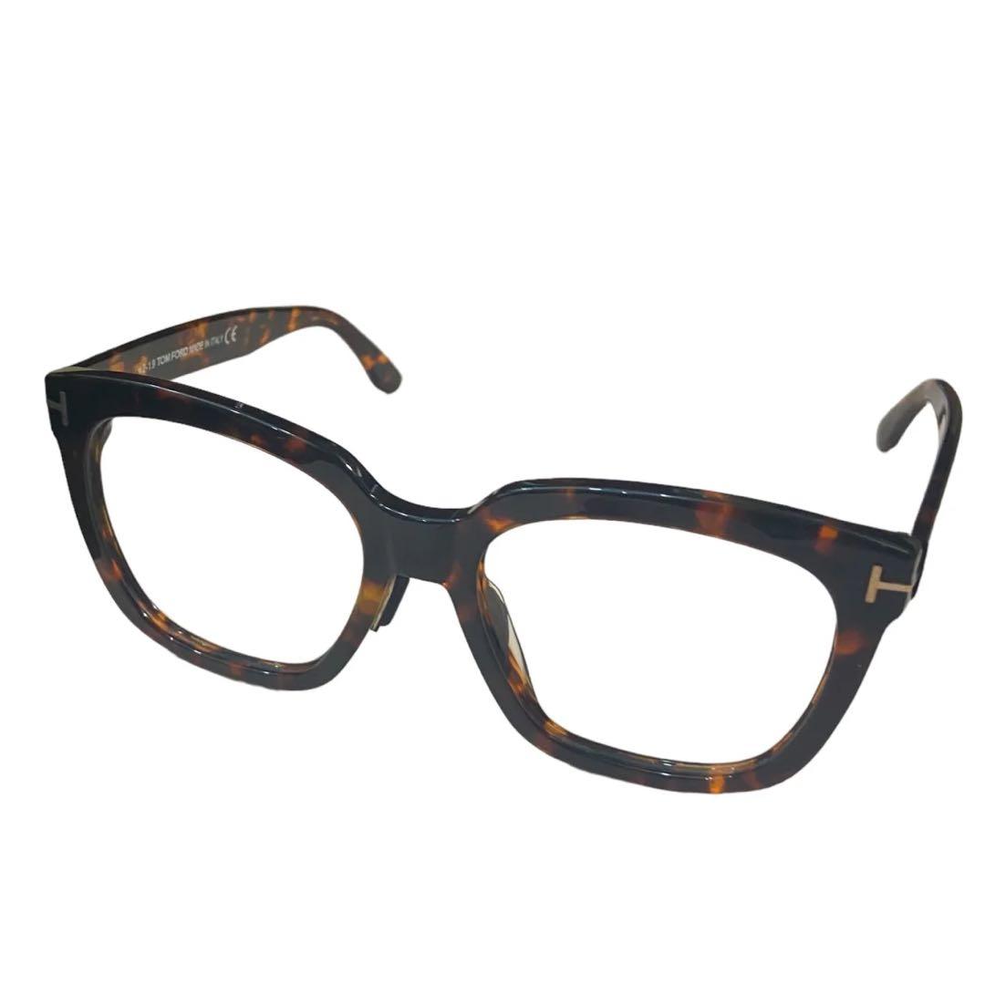 トムフォード　メガネ