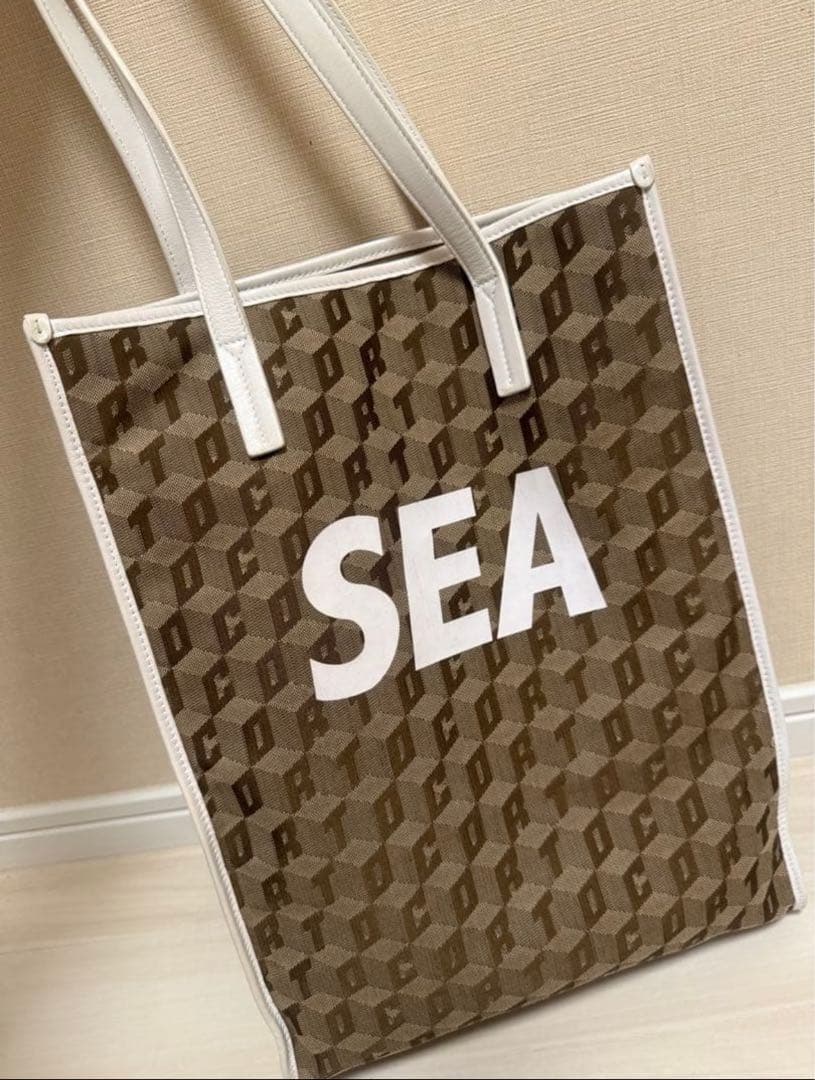 CORTO MOLTED×WIND AND SEA トートバッグ 白