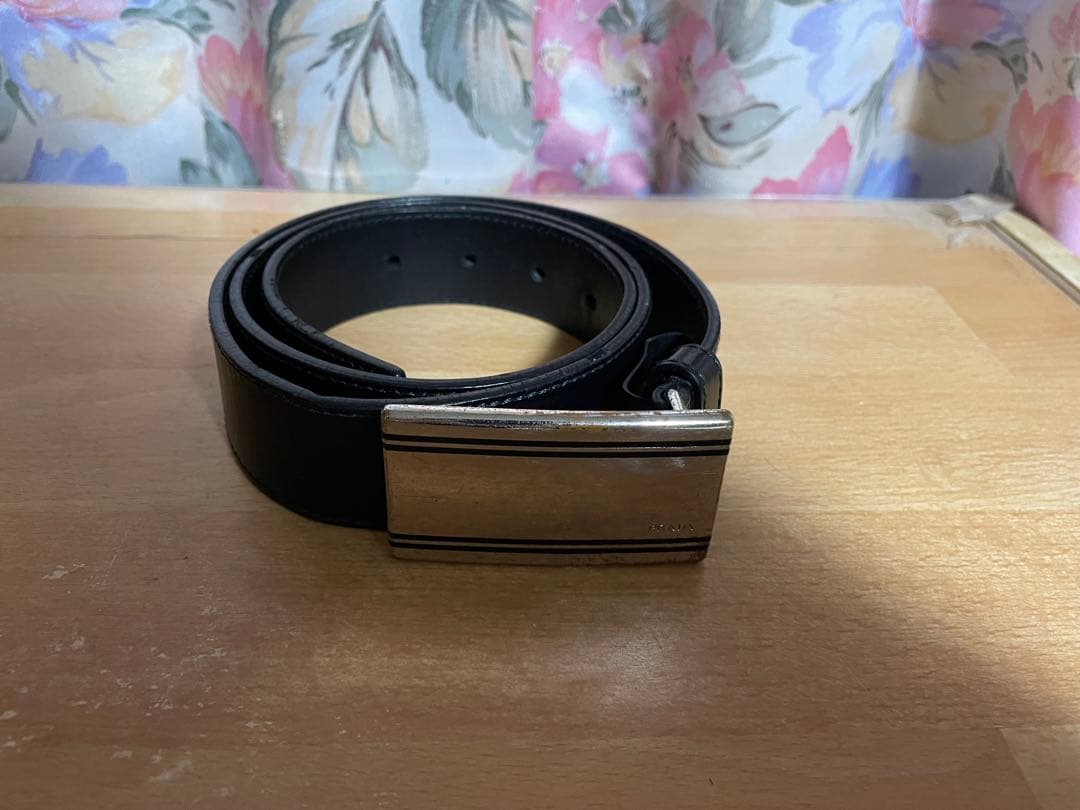 PRADA メンズベルト シルバーバックル 85/34