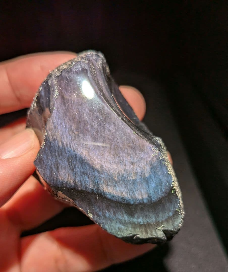 研磨品　十勝石玲瓏　パープルオーロラ　レインボーオブシディアン　特級品 Amazon.co.jp: 研磨品 十勝石玲瓏 ゴールデンレインボー 特級品