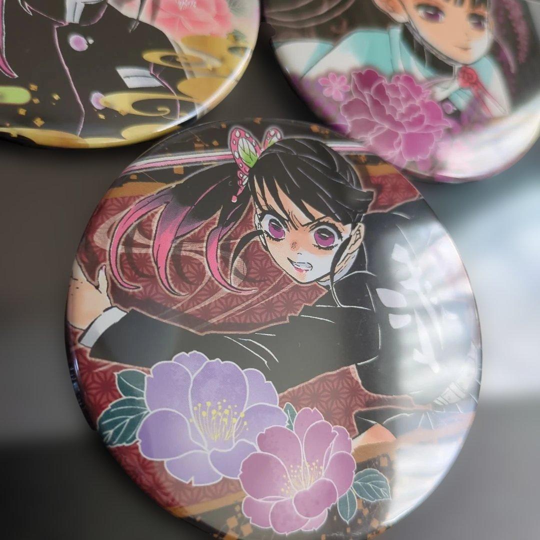 鬼滅の刃 栗花落カナヲ ジャンプショップフェアコレクション缶バッジ3