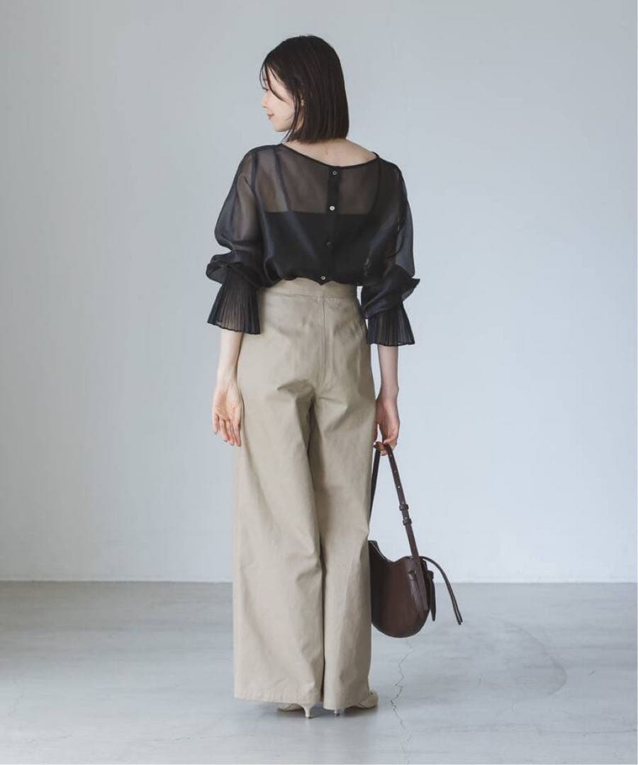 NOBLE パールシアープリーツカフスブラウス ブラック - メルカリ