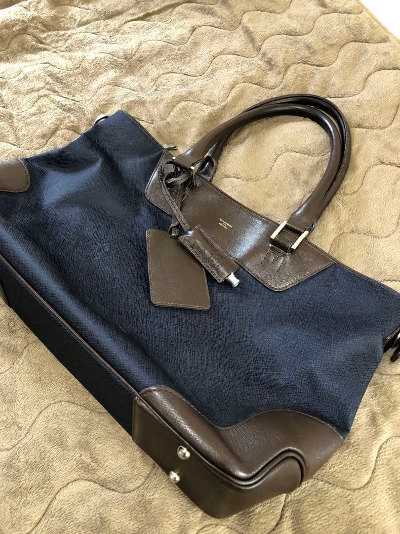 ペッレモルビダ　2way キャピターノ　メイデンボヤージュ ネイビー➕ブラウン