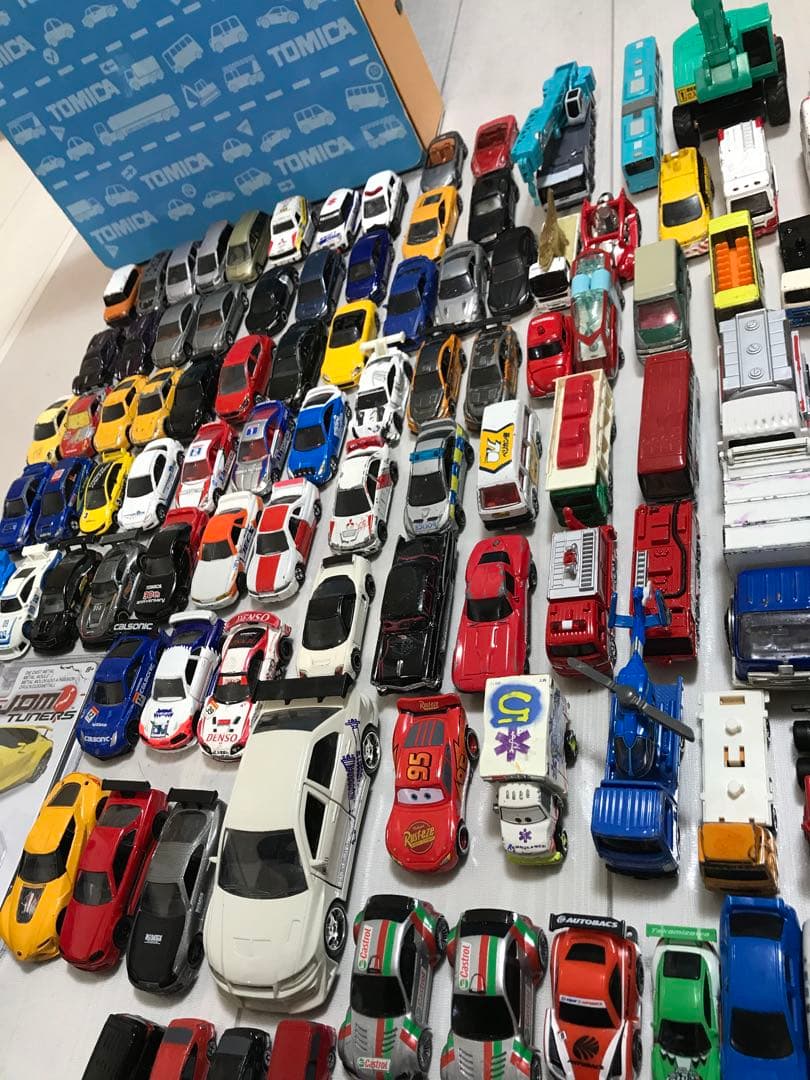 トミカ ミニカー ジャンク タウン スポーツカー 働く車 ホットウィール