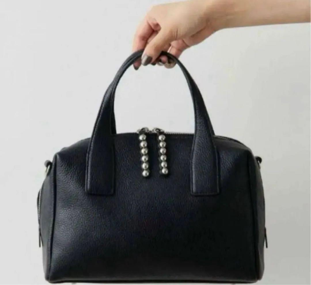 ear PAPILLONNER イアパピヨネ　スタッズボストンバッグ