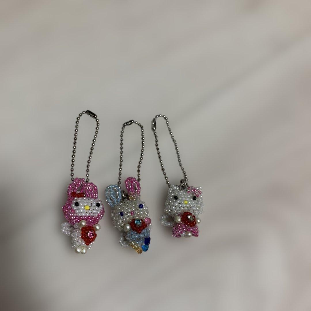 値下げレトロ　サンリオキティ 、マイメロ、ウサハナ、ビーズストラップ 3個セット マイメロディ ビーズハンドストラップ｜サンリオオンラインショップ